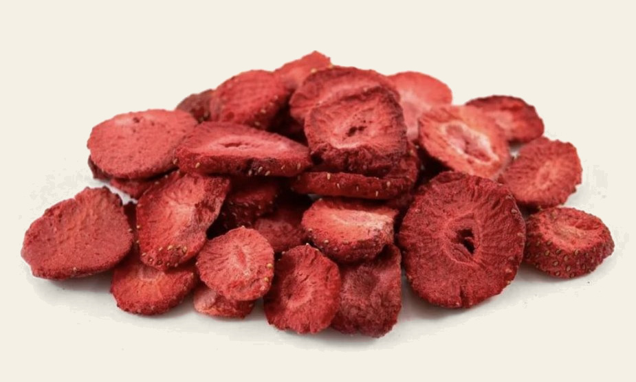 Freeze-dried strawberry slices